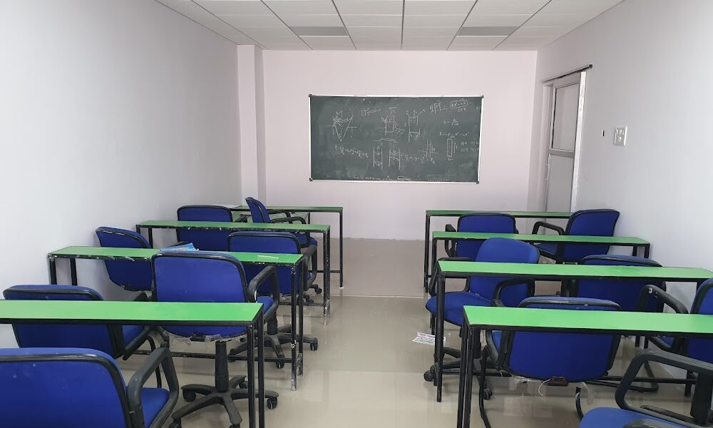 Gravity Classes Hazratganj – Best IIT-JEE Coaching in Lucknow, Best NEET Coaching in Lucknow