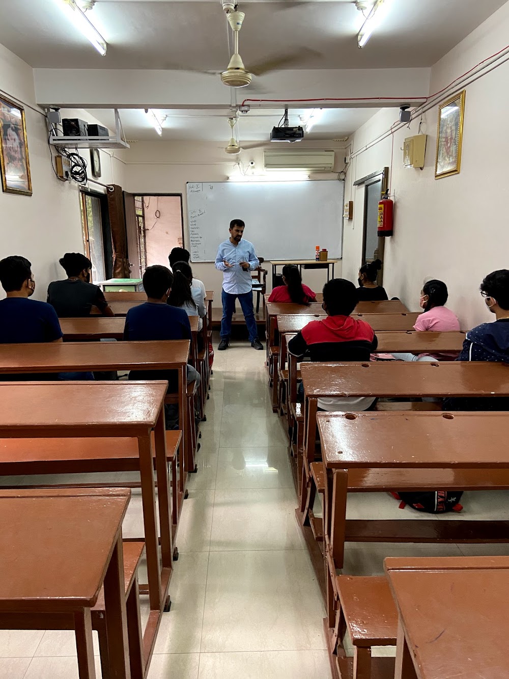 Infinity Academy[Coaching classes for IIT-JEE, NEET,GUJCET,BOARDS and Other competitive exams.]