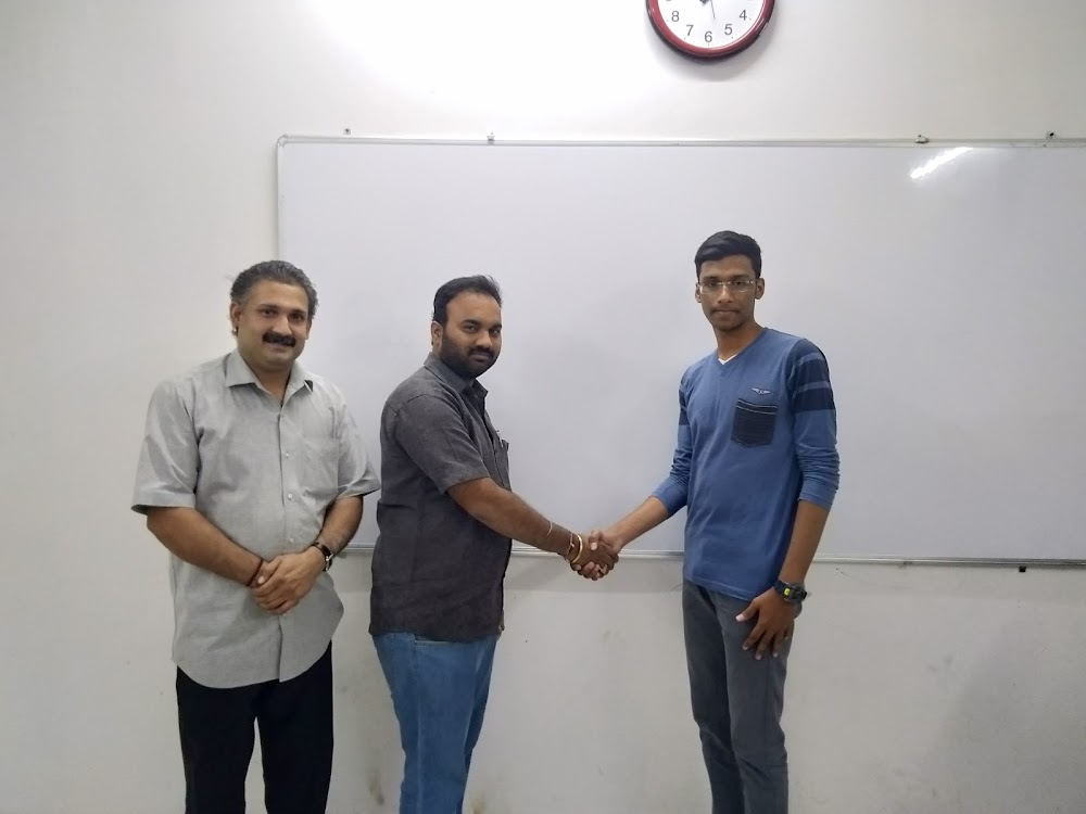 Lakshya Academy IIT JEE NEET