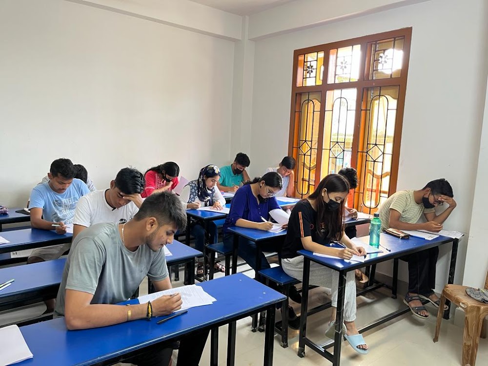 Lalans Coaching Classes Satgaon ( Best Coaching Classes For IIT, NEET, CEE, KVPY in Guwahati)