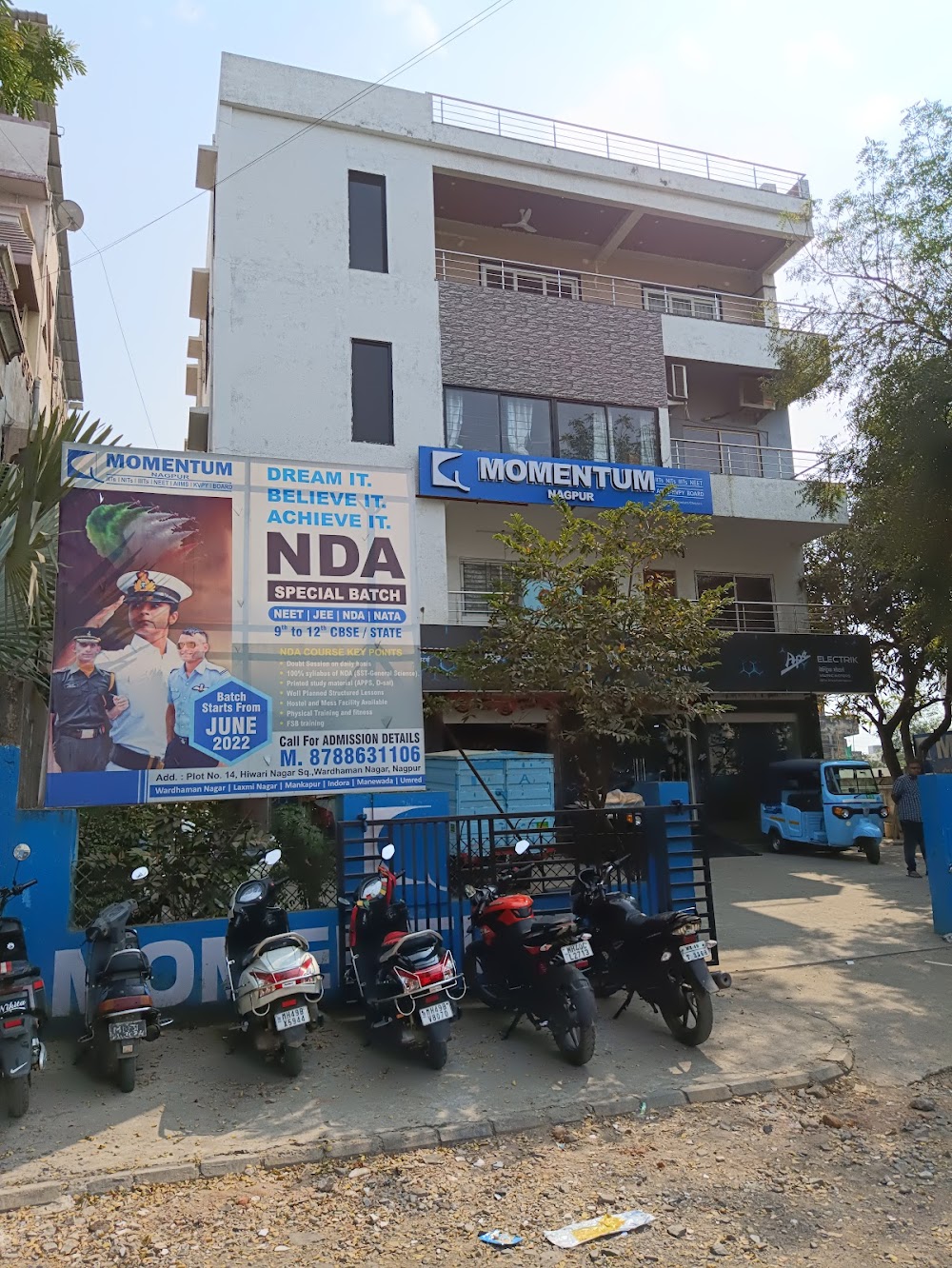 MOMENTUM CLASSES- Wardhaman nagar Branch (JEE/NEET/NDA/12th/11th/10th/9th)