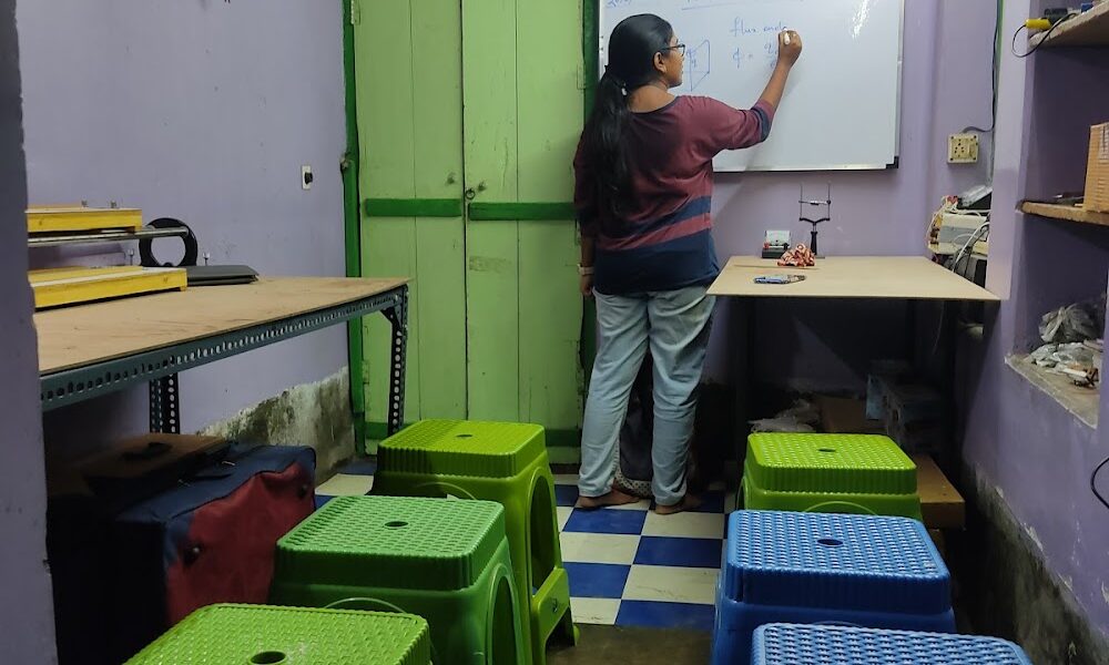 NEET / JEE / BOARD PHYSICS Coaching / tuition