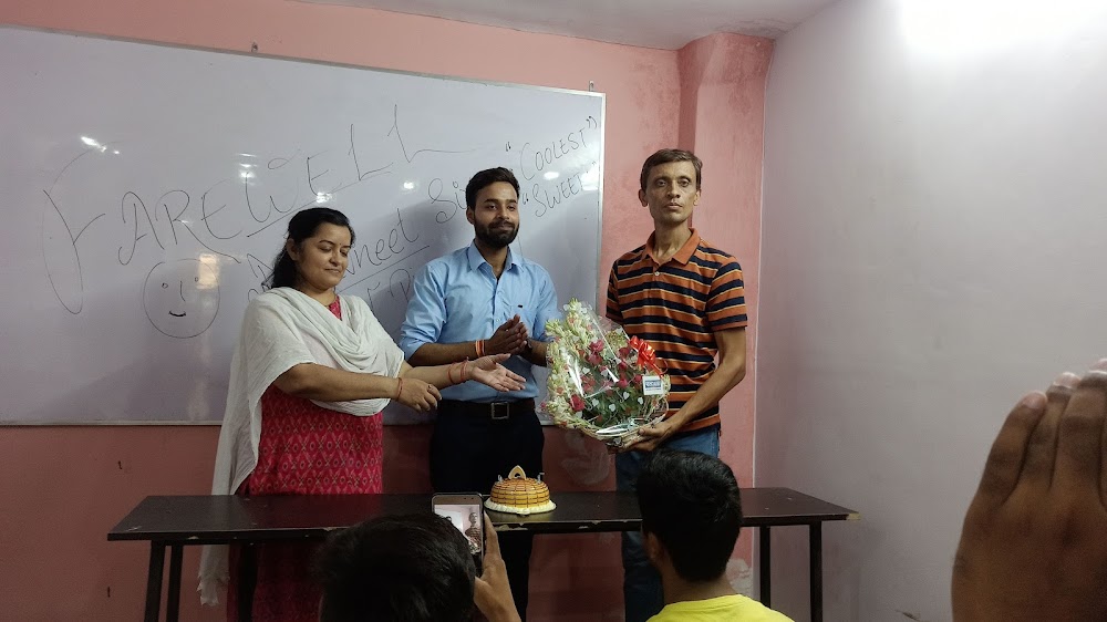 PAHAL CLASSES PVT. LTD.