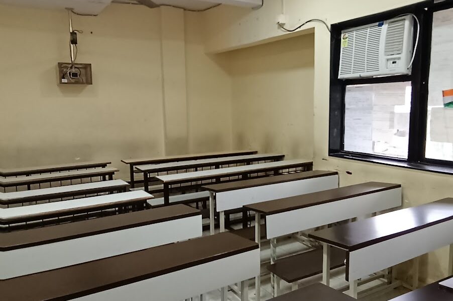 Pratik Tutorials- MHTCET Classes| JEE Classes| NEET Classes|Best Science Classes| Engineering Classes In Thane