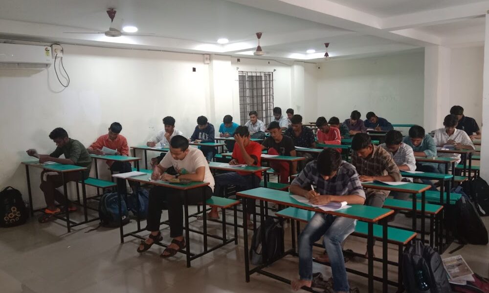 RANKRIDGE JUNIOR COLLEGE – Best Coaching for IIT-JEE | NEET | CA | CLAT | Best Inter College for MPC|BIPC|MEC in Hyderabad