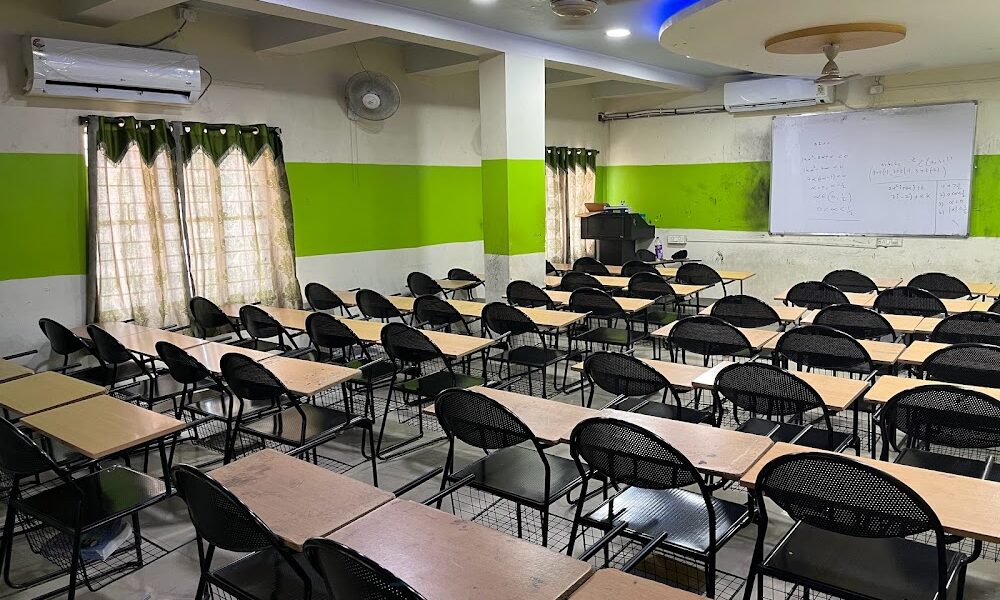 Sravani EduCare – EAMCET | NEET | IIT-JEE | EAPCET | POLYCET Coaching Center