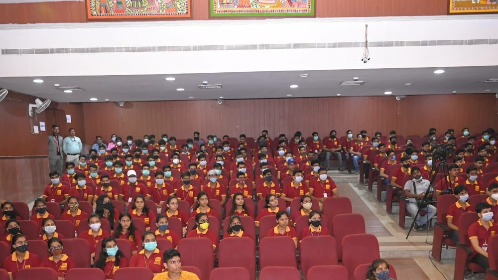 Vertex Educations Best IIT JEE/NEET Coaching in Patna